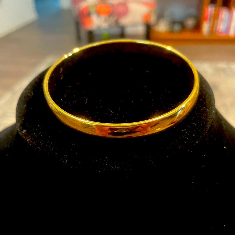 Monet Gold Bracelet
